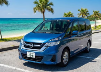 セレナ 8人乗り